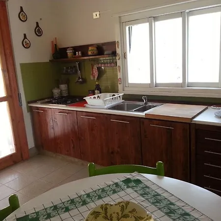 Casa de Férias Frida Agnone Bagni