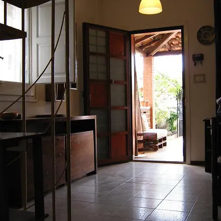 Frida Casa de Férias Agnone Bagni
